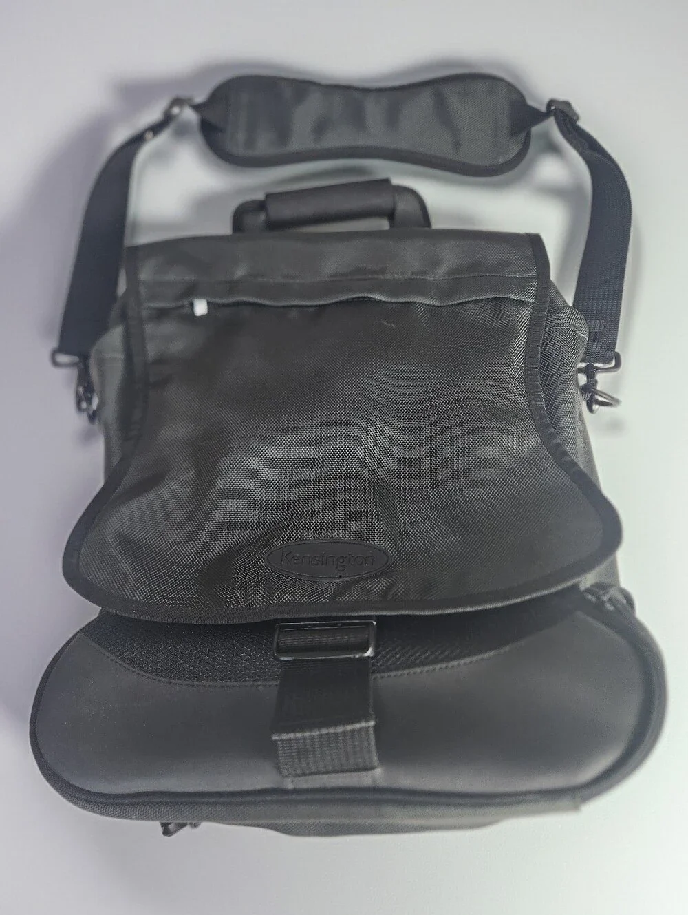 Kensington Black Laptop Office Tech Saddlebag Pro Backpack